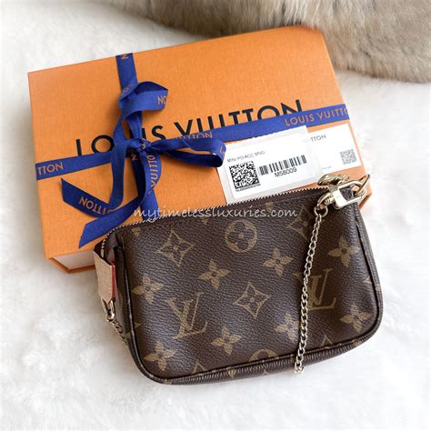 louis vuitton discontinuing mini pochette|louis vuitton multi pochette monogram.